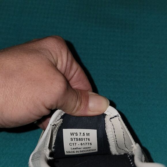 Sperry Pier Side White Perforated Leather Low Slip-On Memory Foam Shoes Size 7.5 - Picture 6 of 8